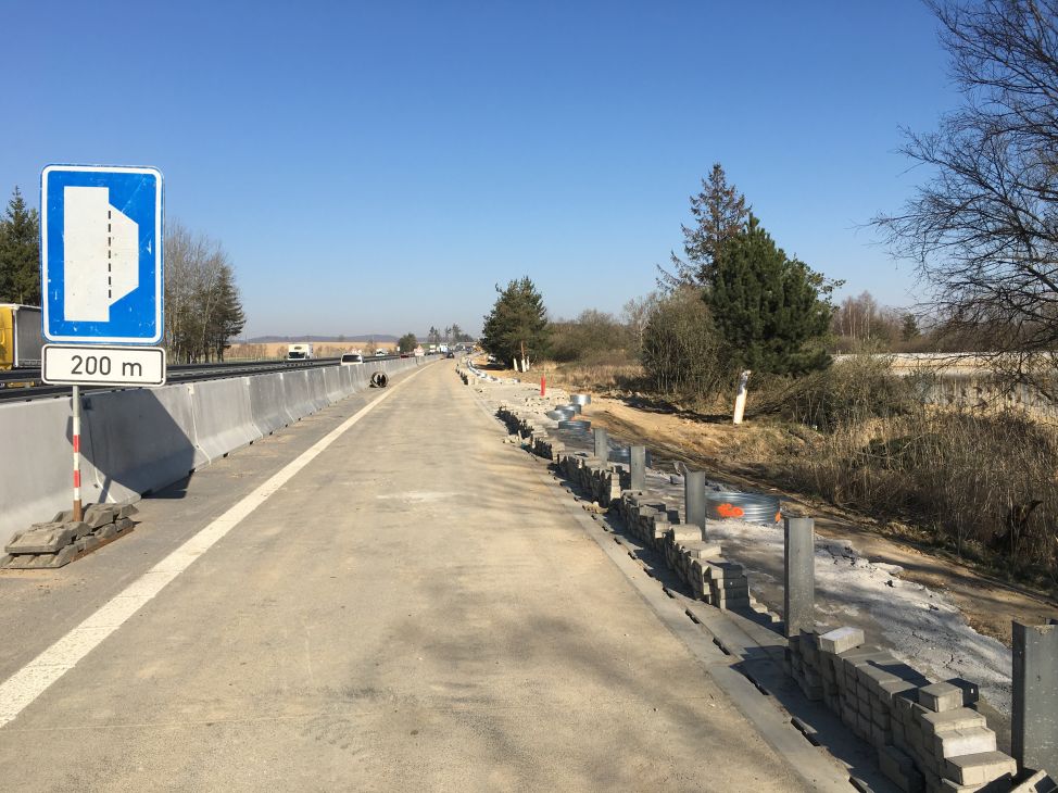 D1 Modernizace – úsek 15, exit 112 Jihlava – exit 119 Velký Beranov, PHS Měšín vlevo km 115,900 – 117,000